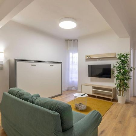 2 Paradas Al Cascoviejo, 1 Min Al Metro - Basarrate Bilbao Exteriör bild