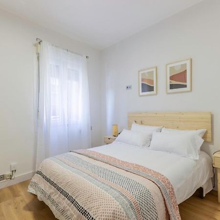 2 Paradas Al Cascoviejo, 1 Min Al Metro - Basarrate Bilbao Exteriör bild